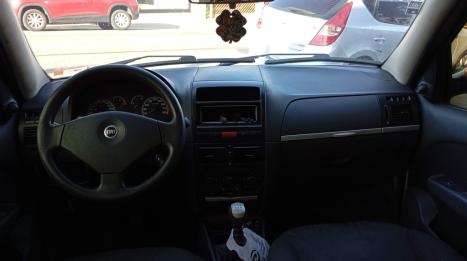 FIAT Palio 1.8 4P HLX, Foto 6