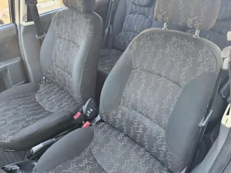 FIAT Palio Weekend 1.6 16V 4P TREKKING, Foto 8