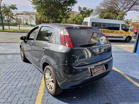 FIAT Punto 1.4 FLEX 4P, Foto 6