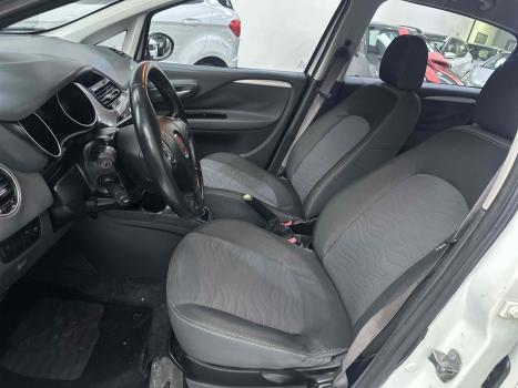 FIAT Punto 1.6 16V 4P FLEX ESSENCE DUALOGIC AUTOMATIZADO, Foto 6