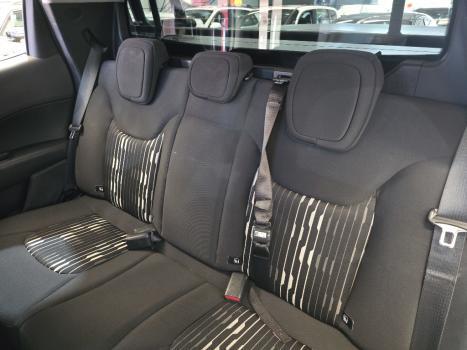 FIAT Toro 1.8 16V 4P ENDURANCE AUTOMTICO, Foto 16