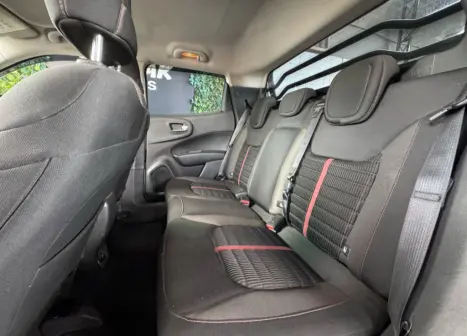 FIAT Toro 1.8 16V 4P FLEX FREEDOM AUTOMTICO, Foto 7