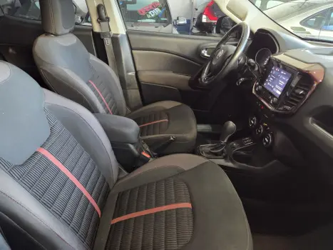 FIAT Toro 1.8 16V 4P FLEX FREEDOM AUTOMTICO, Foto 7