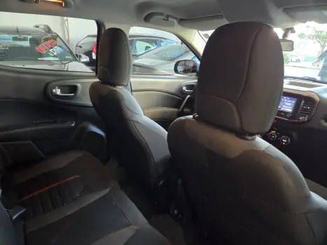 FIAT Toro 1.8 16V 4P FLEX FREEDOM AUTOMTICO, Foto 11