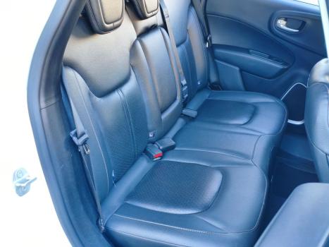 FIAT Toro 2.0 16V 4P VOLCANO 4WD TURBO DIESEL AUTOMTICO, Foto 8