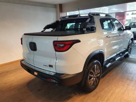 FIAT Toro 2.2 16V 4P 4WD RANCH TURBO DIESEL AUTOMTICO, Foto 4