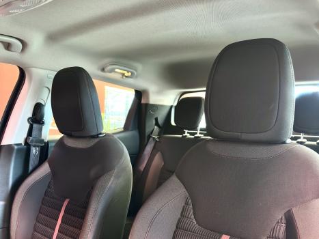 FIAT Toro 2.4 16V 4P FLEX FREEDOM ROAD AUTOMTICO, Foto 3