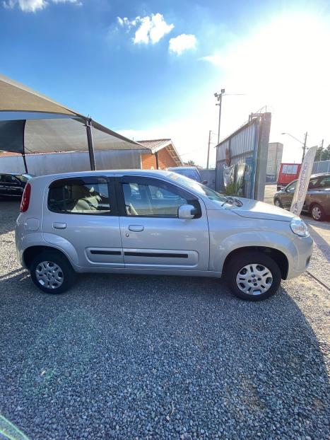 FIAT Uno 1.0 4P FLEX EVO VIVACE CELEBRATION, Foto 5