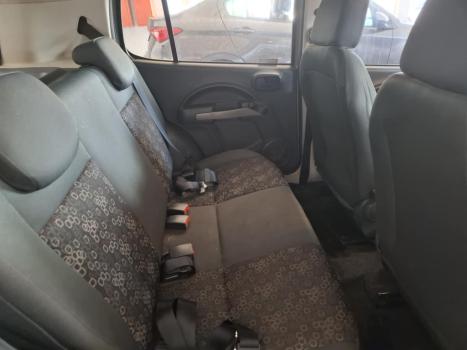 FIAT Uno 1.0 4P FLEX EVO VIVACE CELEBRATION, Foto 9