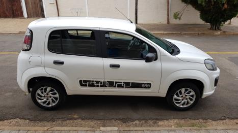 FIAT Uno 1.0 4P FLEX ATTRACTIVE, Foto 6