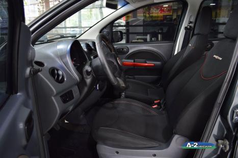 FIAT Uno 1.4 FLEX SPORTING, Foto 3
