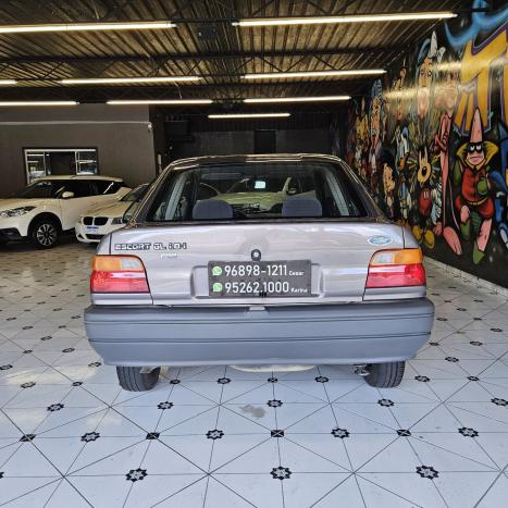 FORD Escort 1.8 16V 4P GL, Foto 4