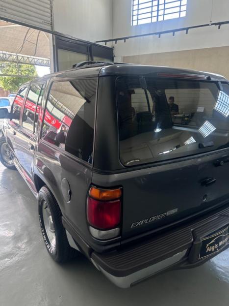 FORD Explorer 4.0 V6 24V XLT AUTOMTICO, Foto 4