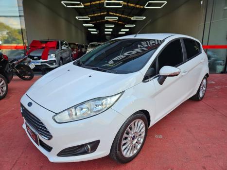 FORD Fiesta Hatch 1.6 4P FLEX TITANIUM POWERSHIFT AUTOMTICO, Foto 1