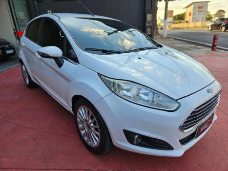 FORD Fiesta Hatch 1.6 4P FLEX TITANIUM POWERSHIFT AUTOMTICO, Foto 3