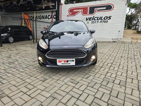 FORD Fiesta Hatch 1.6 16V 4P FLEX TITANIUM POWERSHIFT AUTOMTICO, Foto 2