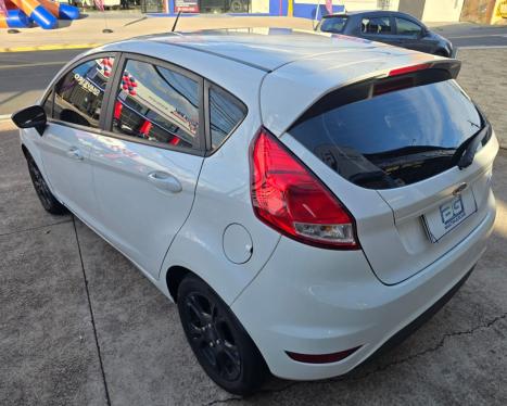 FORD Fiesta Hatch 1.5 16V 4P S FLEX, Foto 3