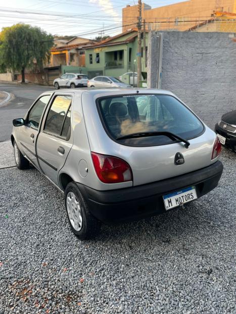 FORD Fiesta Hatch 1.0 GL , Foto 6
