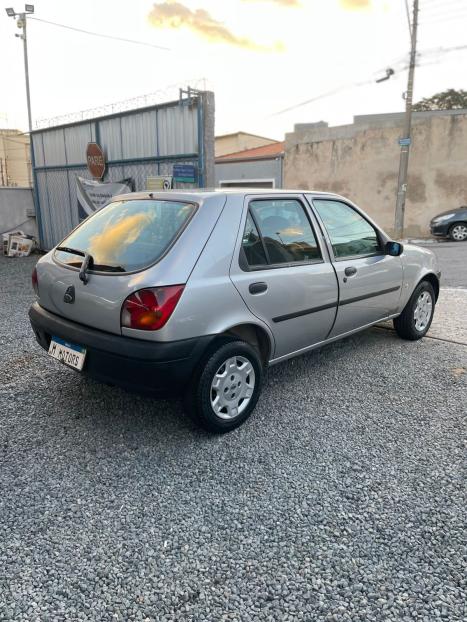 FORD Fiesta Hatch 1.0 GL , Foto 8