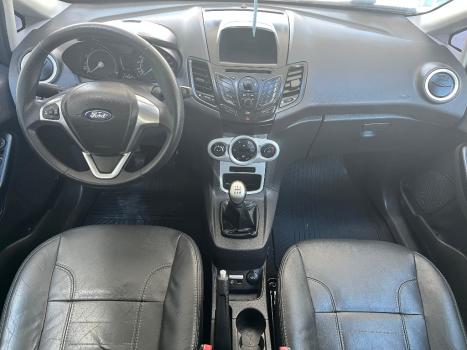 FORD Fiesta Hatch 1.6 4P SEB FLEX, Foto 8