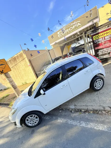 FORD Fiesta Hatch 1.6 16V 4P SE FLEX, Foto 7