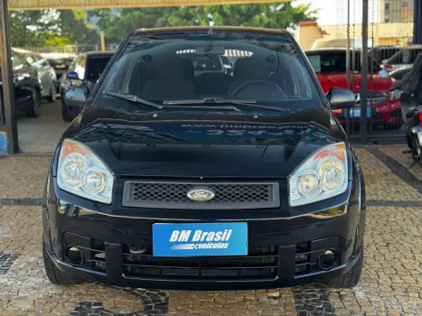 FORD Fiesta Hatch 1.0 4P, Foto 2