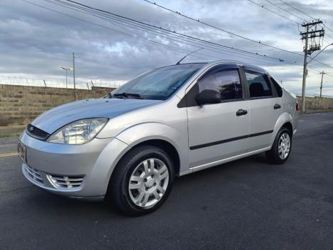 FORD Fiesta Sedan 1.6 4P FLEX, Foto 2