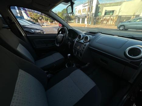 FORD Fiesta Sedan 1.6 4P ROCAM FLEX, Foto 8