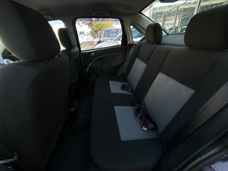 FORD Fiesta Sedan 1.6 4P ROCAM FLEX, Foto 10