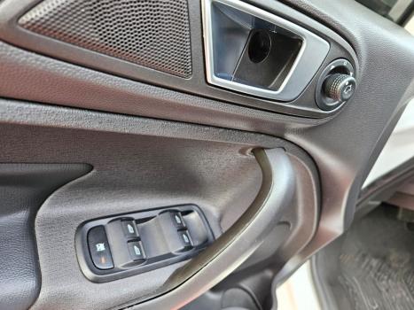 FORD Fiesta Sedan 1.6 16V 4P FLEX SE FLEX POWERSHIFT AUTOMTICO, Foto 13