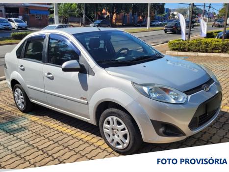 FORD Fiesta Sedan , Foto 2