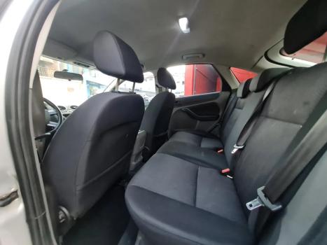 FORD Focus Hatch 1.6 4P GLX, Foto 5