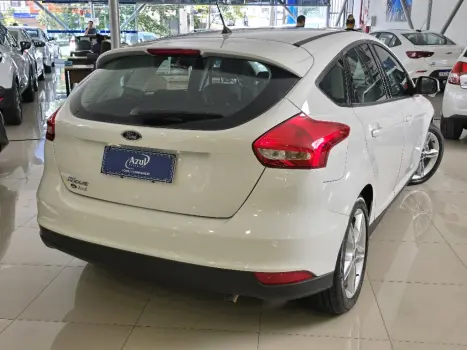 FORD Focus Hatch 1.6 16V 4P SE FLEX, Foto 6