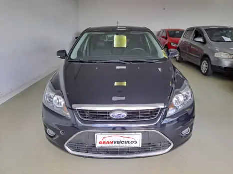 FORD Focus Hatch 1.6 4P FLEX GL, Foto 2