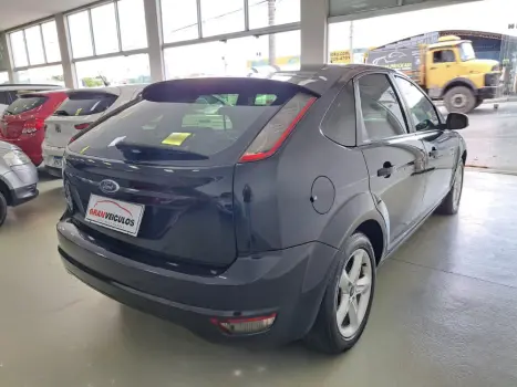 FORD Focus Hatch 1.6 4P FLEX GL, Foto 5