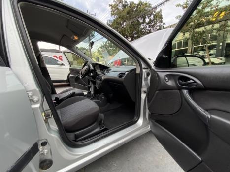 FORD Focus Hatch 1.6 4P, Foto 6