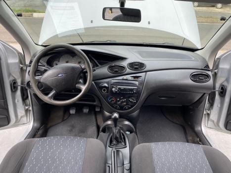 FORD Focus Hatch 1.6 4P, Foto 9