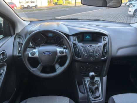 FORD Focus Hatch 1.6 16V 4P FLEX S, Foto 9