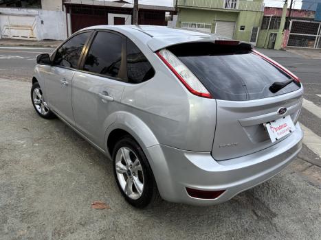 FORD Focus Hatch 1.6 16V 4P SE PLUS FLEX, Foto 9