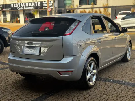 FORD Focus Hatch 1.6 16V 4P FLEX GL, Foto 4