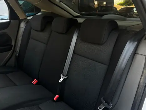 FORD Focus Hatch 1.6 16V 4P FLEX GL, Foto 14