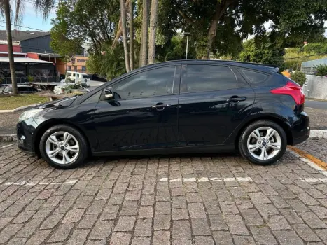 FORD Focus Hatch 1.6 16V 4P SE FLEX, Foto 9