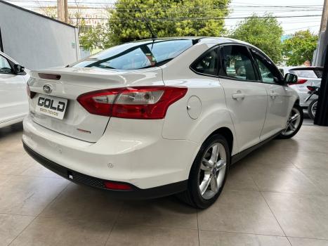 FORD Focus Hatch 2.0 16V 4P FLEX AUTOMTICO, Foto 4