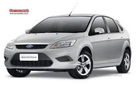 FORD Focus Hatch 2.0 16V 4P GLX, Foto 1