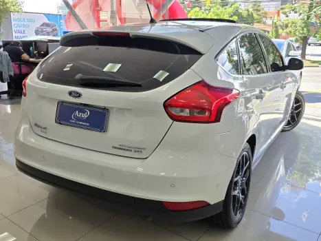 FORD Focus Hatch 2.0 16V 4P FLEX TITANIUM POWERSHIFT AUTOMTICO, Foto 6