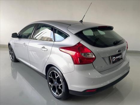 FORD Focus Hatch 2.0 16V 4P TITANIUM PLUS FLEX, Foto 4