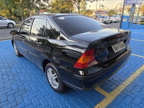 FORD Focus Hatch 2.0 16V 4P GLX, Foto 7