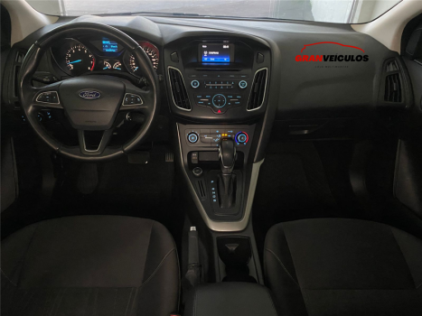 FORD Focus Hatch 2.0 16V 4P FLEX SE POWERSHIFT AUTOMTICO, Foto 7