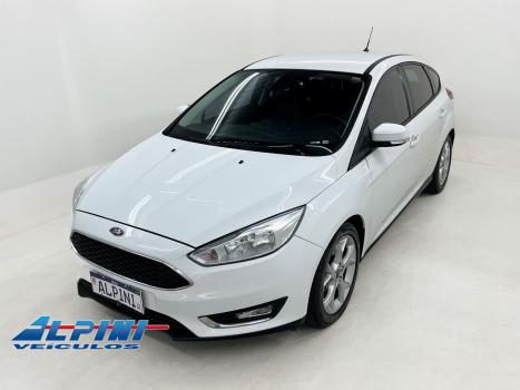 FORD Focus Hatch , Foto 1