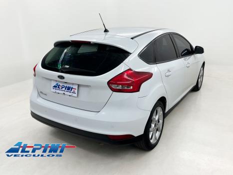 FORD Focus Hatch , Foto 3